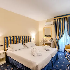 Napoleon 4*, Rome Italy